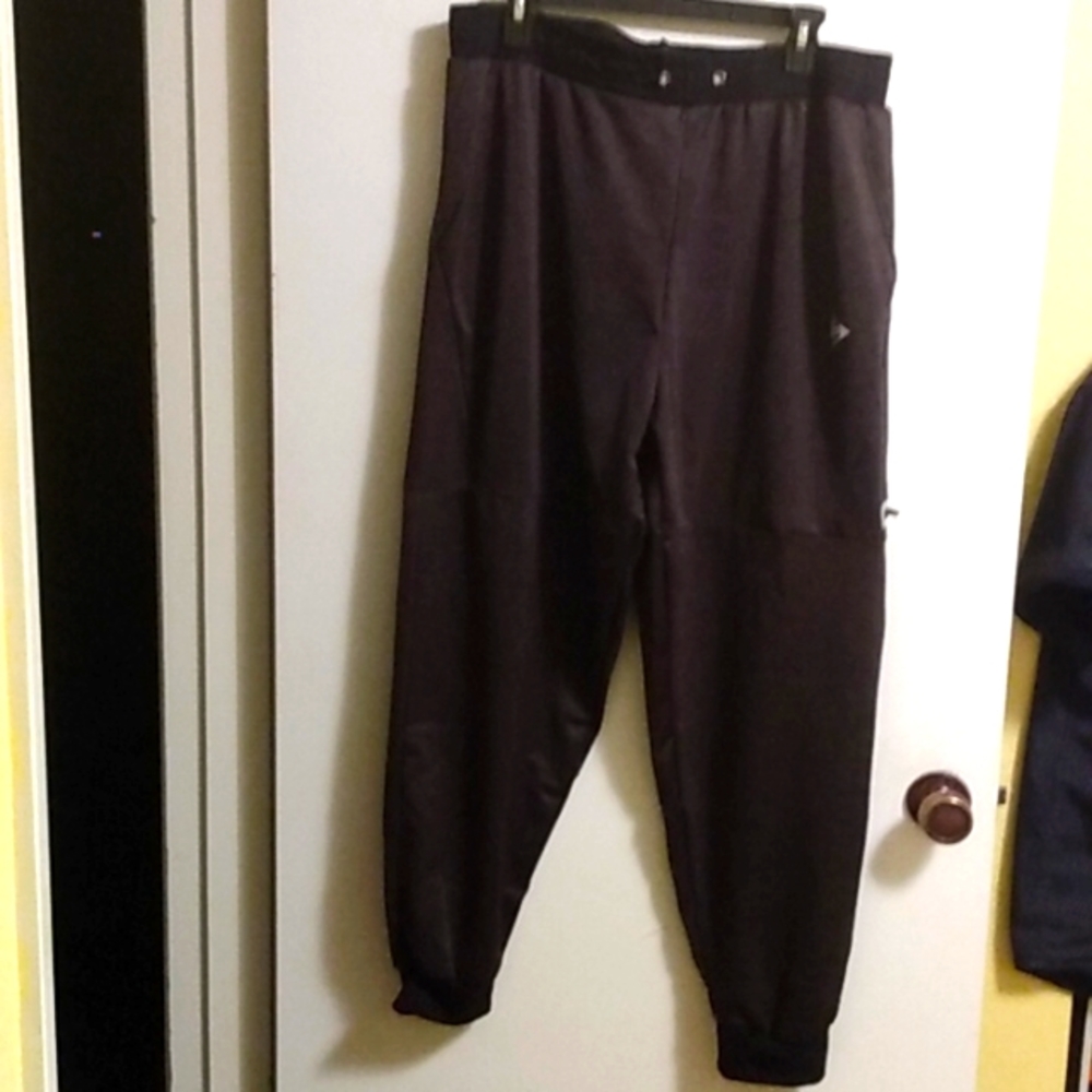 Dunlop jogger pants